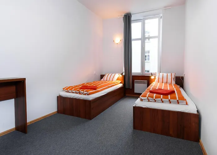 Constitution Square Rooms