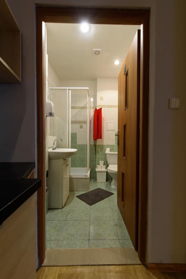 Hostel Constitution Square Warschau